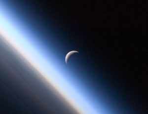 480863main_moon_atmosphere