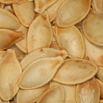 Pumpkin_Seeds_macro_1