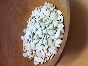 Salted_pumpkin_seeds